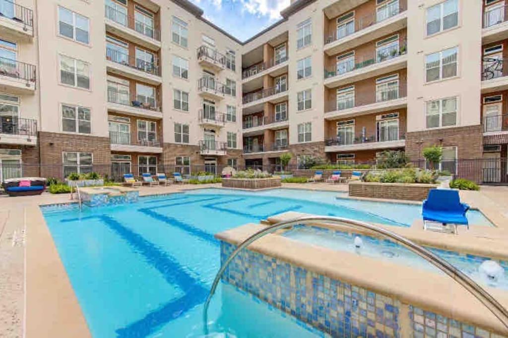 Fancy Apt Downtown. Pool. Gym. Lounge. Pet Ok Хьюстон Экстерьер фото